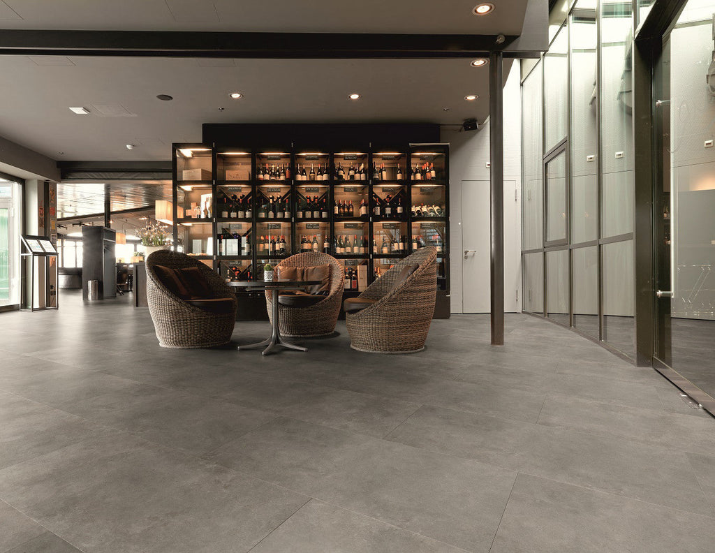 Enia M&M MONACO Concrete Grey Middle – Dryback vinyl – sfeerbeeld – enia flooring