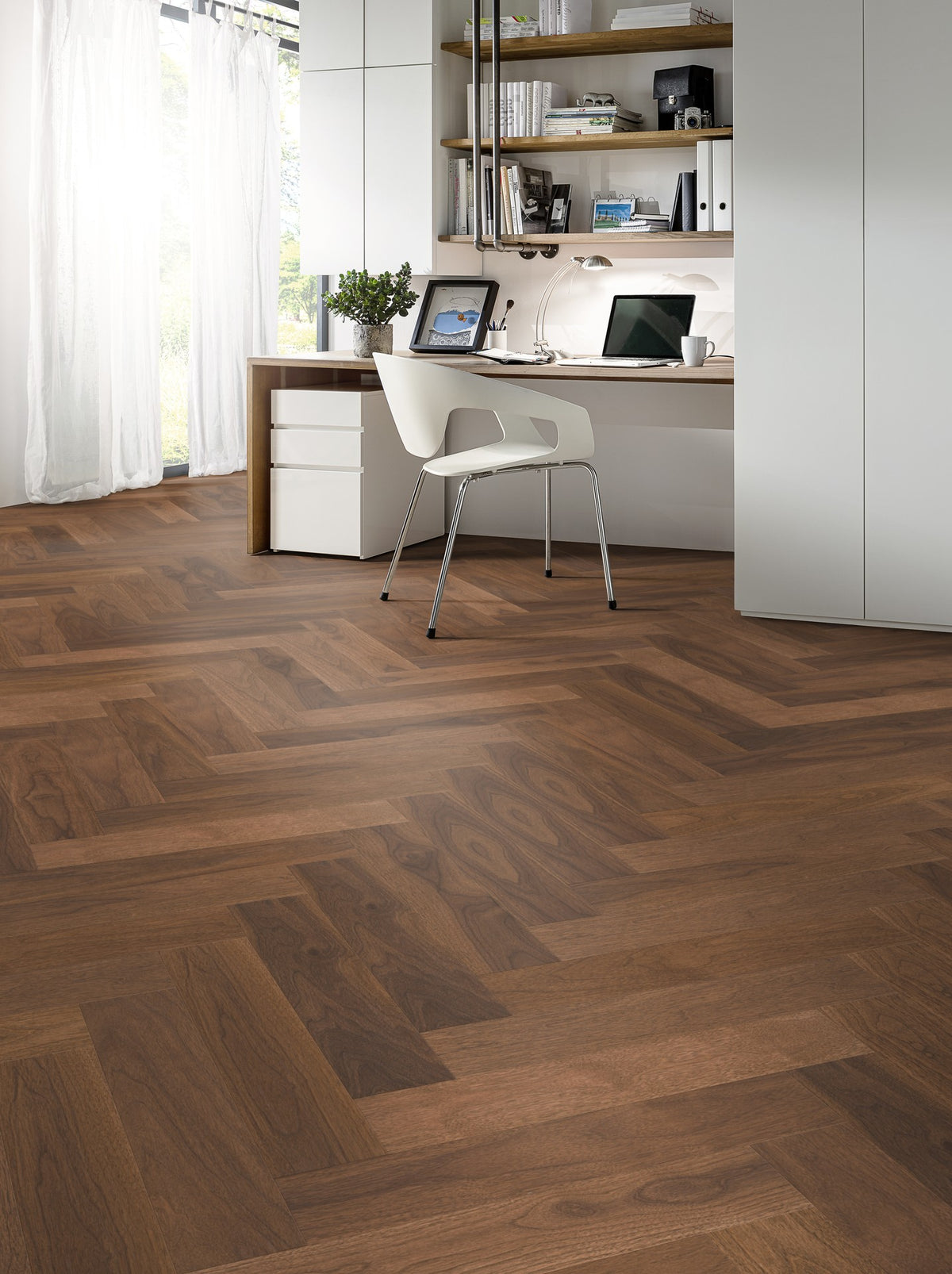 Parky Smoked Walnut Premium Swing – houten vloer